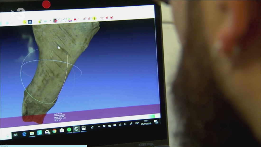 El primer ornamento neandertal en la península Ibérica en el Telenotícies de TV3