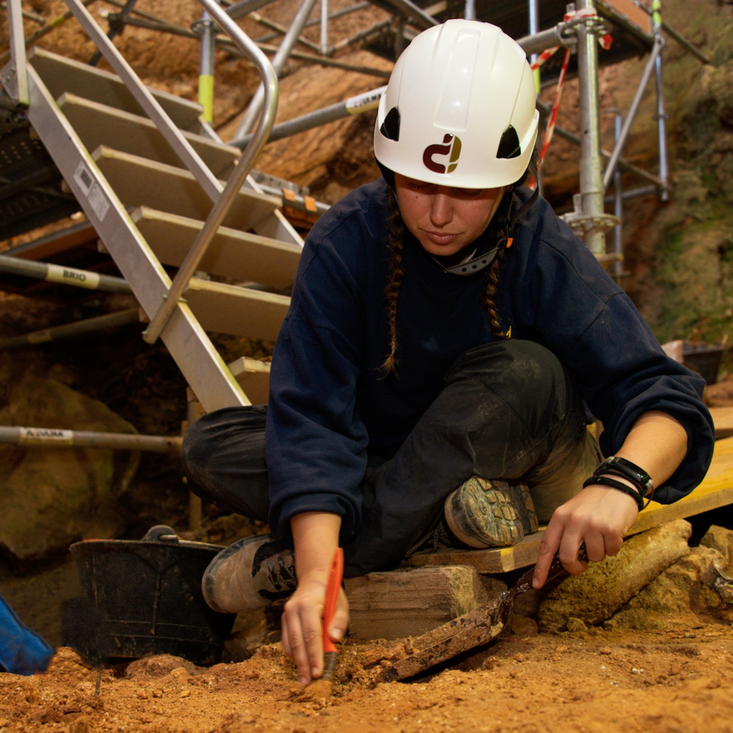 Three students of the inter-university Master's in Quaternary Archeology and Human Evolution taught by the URV express their experience in the excavations of Atapuerca