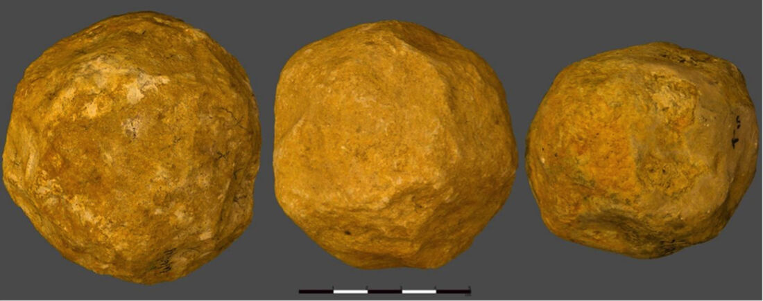 New 3D analysis of limestone spheroids from the Early Acheulian site of ‘Ubeidiya (Israel) indicates intentional imposition of symmetric geometry