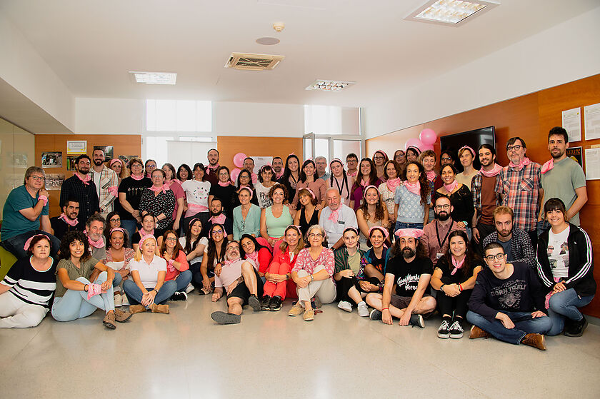 El personal del IPHES-CERCA se adhiere al Día Mundial Contra el Cáncer de Mama
