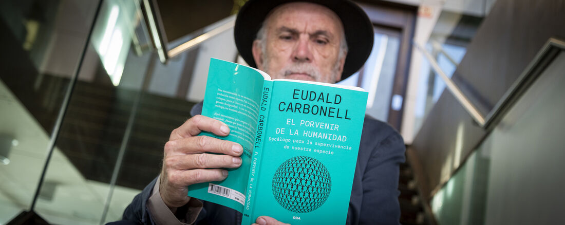 Eudald Carbonell: &quot;La humanidad está abocada al colapso si no cambia la manera de adaptarse al sistema Tierra&quot;.
