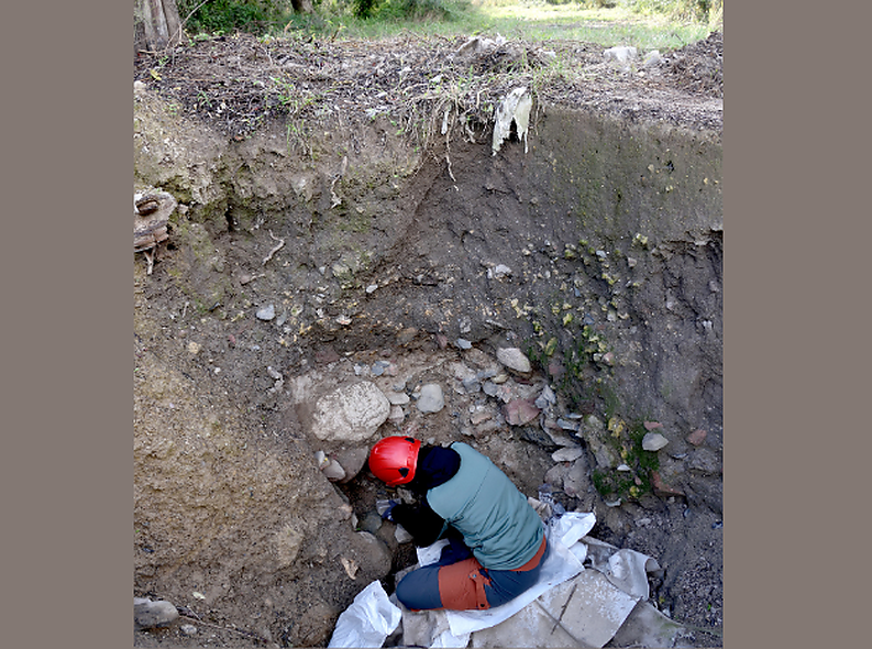 Aparece un depósito de herramientas del mesolítico en las nuevas excavaciones del yacimiento del Cavet de Cambrils