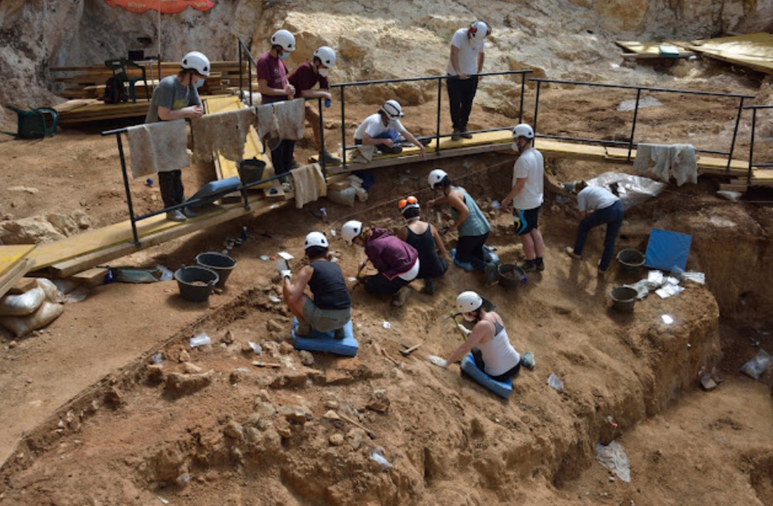 Dues eines de quarsita trobades a Gran Dolina podrien demostrar ocupació humana ininterrompuda a Atapuerca al llarg d'1,4 milions d'anys